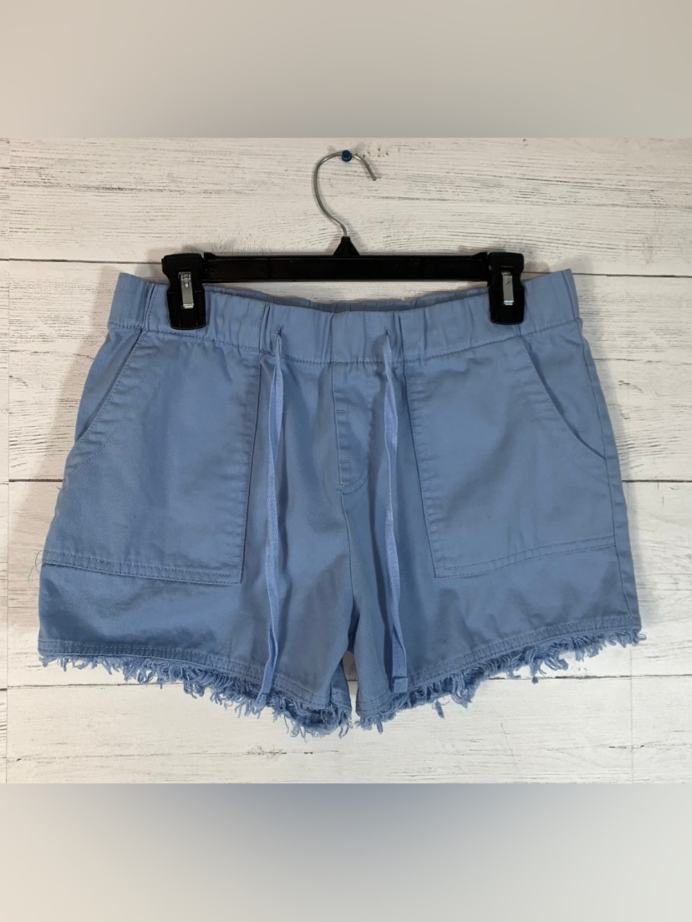 REALESSENTIALS WOMEN'S TWILL CUTOFF CASUAL KHAKI SHORTS  SMALL BLUE